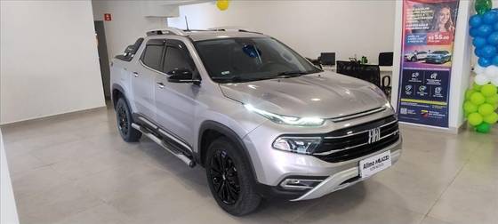 FIAT TORO 1.3 TURBO 270 FLEX VOLCANO AT6 FIAT TORO 1.3 TURBO 270 FLEX VOLCANO AT6